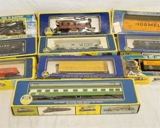 1059 10 AHM HO GAUGE MODELS W/ ORIGINAL BOXES

