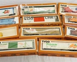 1081 11 TYCO HO GAUGE MODEL TRAINS
