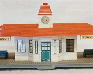 1087 NOMA *NOMA TOWN* MODEL TRAIN STATION 16 IN W, APP. 9 1/4 IN H 
