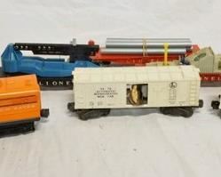 1109 LOT OF LIONEL MODEL TRAINS
