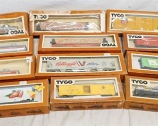 1162 12 TYCO HO GAUGE MODEL TRAINS
