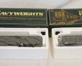 1187 2 K-LINE THE HEAVYWEIGHTS O GAUGE PASSENGER CAR MODELS, NYC *CANNA* COACH K-952 & NYC *AMER RR EXPR* BAGGAGE K-8608
