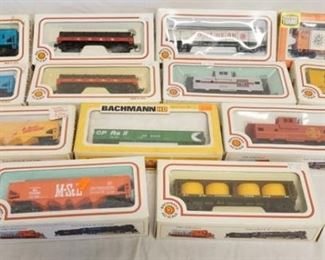1220 13 BACHMANN HO GAUGE MODEL TRAINS
