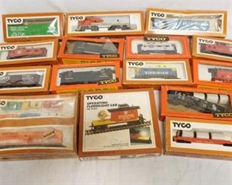 1280 15 TYCO HO GAUGE MODEL TRAINS

