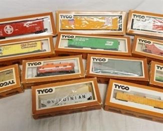 1314	12 TYCO HO GAUGE MODEL TRAINS
