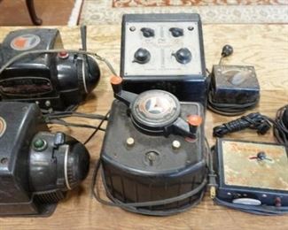 1363	LOT OF MODEL TRAIN TRANSFORMERS
