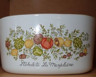 CASSEROLE DISH