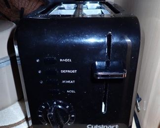 CUISINART TOASTER