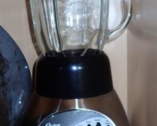 OSTER BLENDER