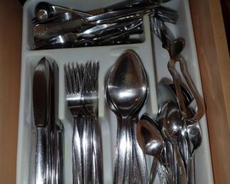 FLATWARE