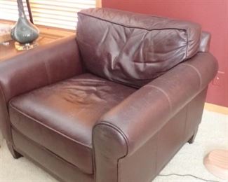BERNHARDT LEATHER SOFA - CHAIRS - OTTOMAN