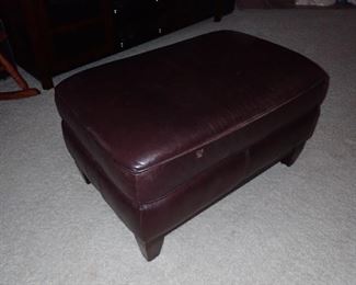 BERNHARDT LEATHER SOFA - CHAIRS - OTTOMAN