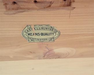 CEDAR CHEST