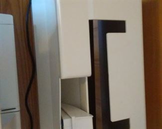 HUSQVARNA VIKING LILY 530 SEWING MACHINE