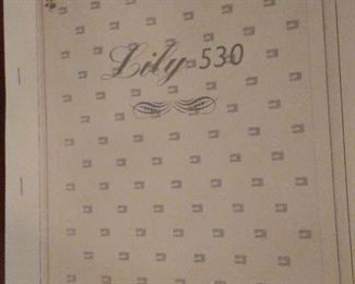 HUSQVARNA VIKING LILY 530 SEWING MACHINE