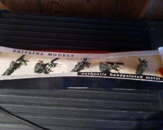 British soldiers (metal die-cast)