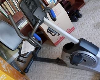 Gold's Gym exercise bike