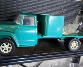 Vintage International toy truck