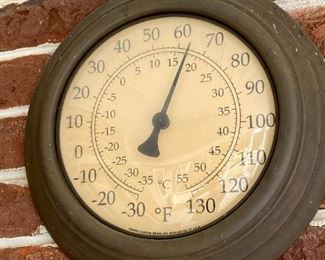 Outdoor thermometer 