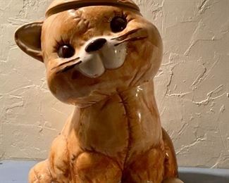 ceramic cat