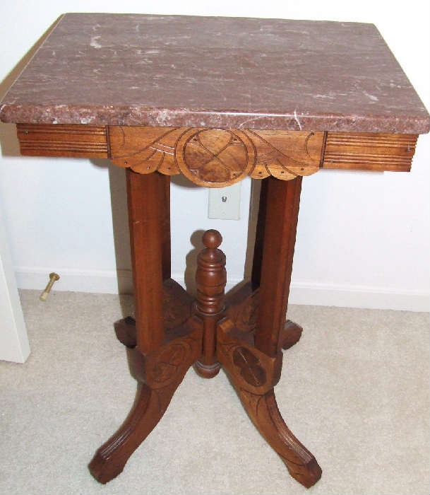 Sweet mini Victorian marble top.