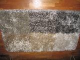 Shag rug.
