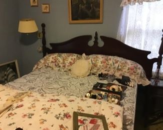 Nice Serta Queen Bed,  King Size Poster Head Board 