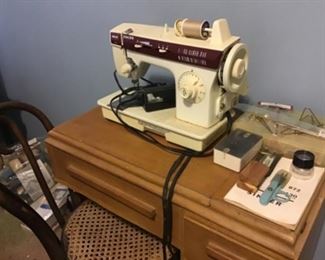 Sewing Machine with Cabinet