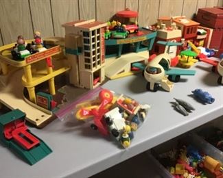 Vintage Fisher Price Play Set 
