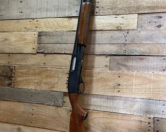 REMINGTON Wingmaster Model 870 12 Gauge Shotgun
