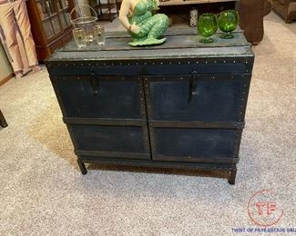 Pottery Barn Ludlow Trunk Dry Bar