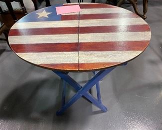 USA folding table red/ White/Blue Flag  24” x 19 “ x24 “