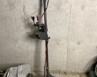 Minn Kota Trolling Motor
Minn Kota brand trolling motor 70 lb. Thrust. Unknown working condition.