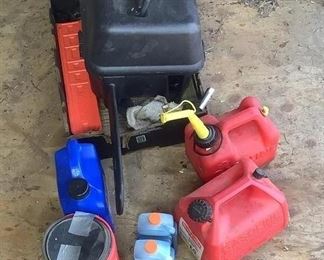 Echo Chain Saw
Echo CS-400 eighteen inch (18") chain saw (housed in Poulan case). Includes manuals, gas cans, chain oil, funnel, ear protection muffs. Unknown working condition