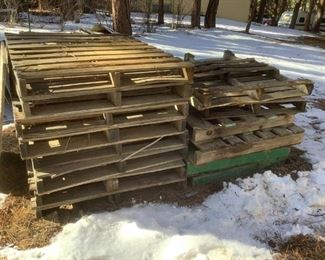 Used Wooden Pallets
More than a dozen (12) used wooden pallets Some in better condition than others. Approximate size, W39" x D46"