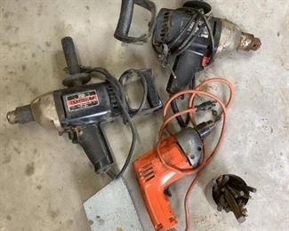 Craftsman and Jacobs Drills
Two (2) Craftsman 1/2" drills. One Jacobs Drill, label has worn off. One Metal drill bit box with bits. One Metal can with various drill bits. All are in working order.