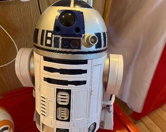 R2D2