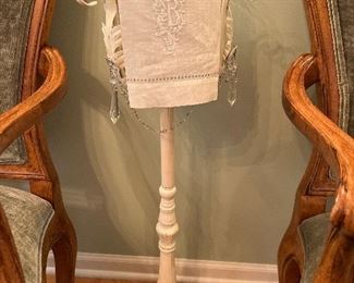 Wine bucket on stand