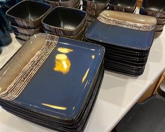 Elite Dinnerware set