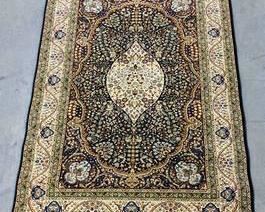 Immaculate, Detailed Vintage Area Rug- approx 5x8