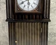 Lovely Mantle Clock with Door