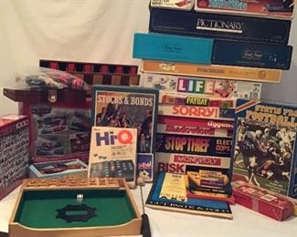 23 Family Games, 3 Puzzles, Crayons, and Poker Chips