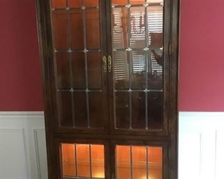 Lighted Oak Hutch with Leaded Glass Jeans Favorite