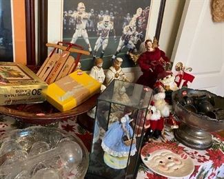 LOTS TENN  BALL LARGE  PRINTS  AND PICTURES