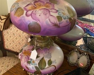  ONE OF 2 MATCHING  BEAUTIFUL LAMPS