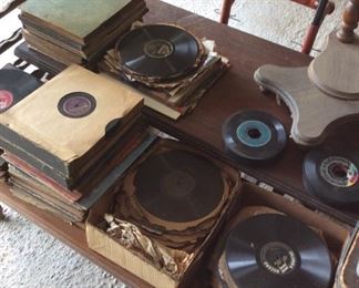 Vintage vinyl mostly 78’s and 45’s