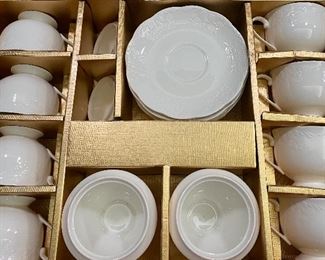 Fine Bone China Hankook England Original Tech Part of a Larger Set these are Cups & Saucers with Two Sugar Bowls