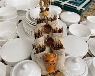 Fine Bone China Hankook England Original Tech Part of a Larger Set these are the Large Plates, Bowls, Serving Pieces, Cups & Saucers with Two Sugar Bowls