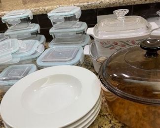 Assorted Kitchen Items