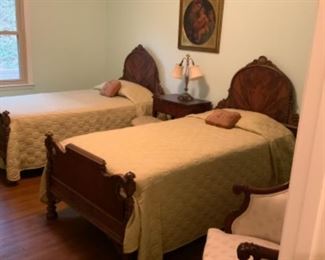 Pair vintage fine Mahogany twin beds by Peck & Hills furniture. $500 pr